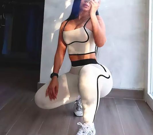 Conjunto feminino de ioga com 2 peças — roupa desportiva de ginásio, leggings fitness e top desportivo para treino.