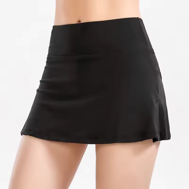 Saia desportiva feminina curta com shorts integrados, leve e respirável, ideal para yoga, treino, corrida e ginásio
