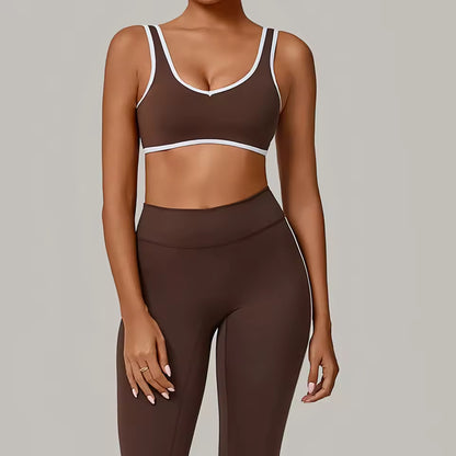 Conjunto feminino de treino com 2 peças — roupa desportiva de ioga, leggings e sutiã desportivo com efeito push up para ginásio e fitness.