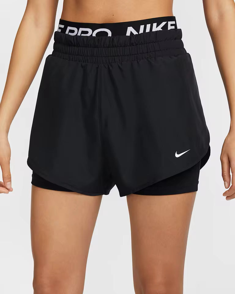 Calções desportivos femininos Nike Dri-Fit, elegantes, versáteis, dois em um, confortáveis e desportivos, para mulheres ativas
