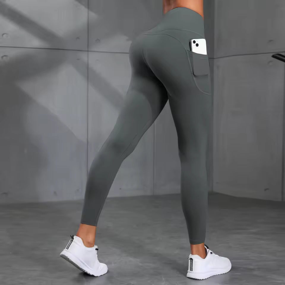 Leggings desportivas femininas com bolso e estampado camuflado, de cintura alta e efeito push-up, ideais para corrida, fitness, yoga e atividades ao ar livre, à prova de agachamento.