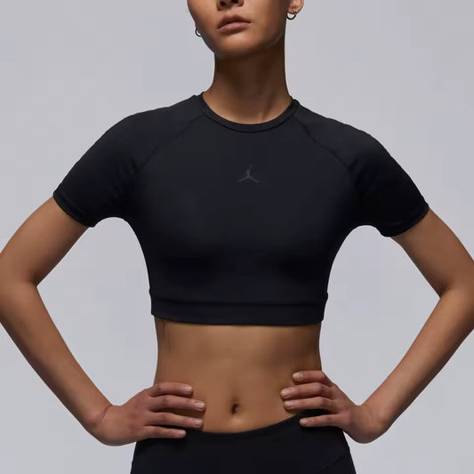 T-shirt Feminina Nike Oficial Autêntica JORDAN — Modelo Simples com Gola Redonda e Manga Curta FV6928-010