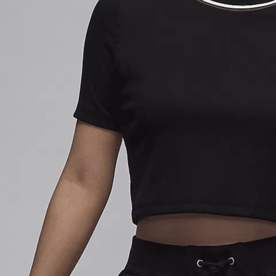 T-shirt Feminina Nike Oficial Autêntica JORDAN — Casual de Manga Curta com Corte Justo e Tecido Respirável FV7090-010