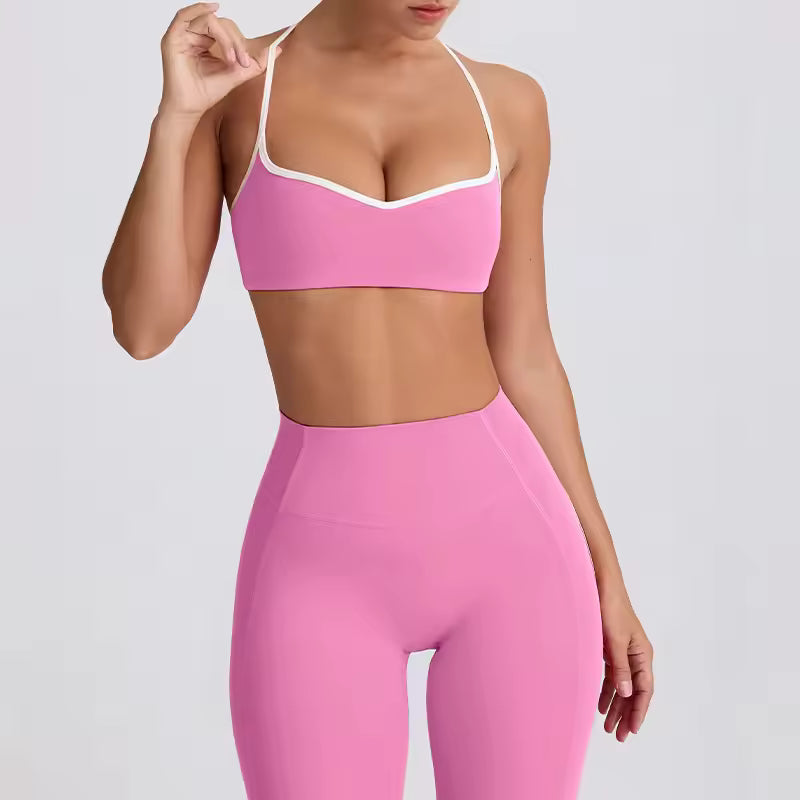 Conjunto de yoga feminino 2025 – cintura alta, efeito push-up e modelador, composto por top desportivo sem costas e leggings de compressão, ideal para treino, ginásio e yoga.