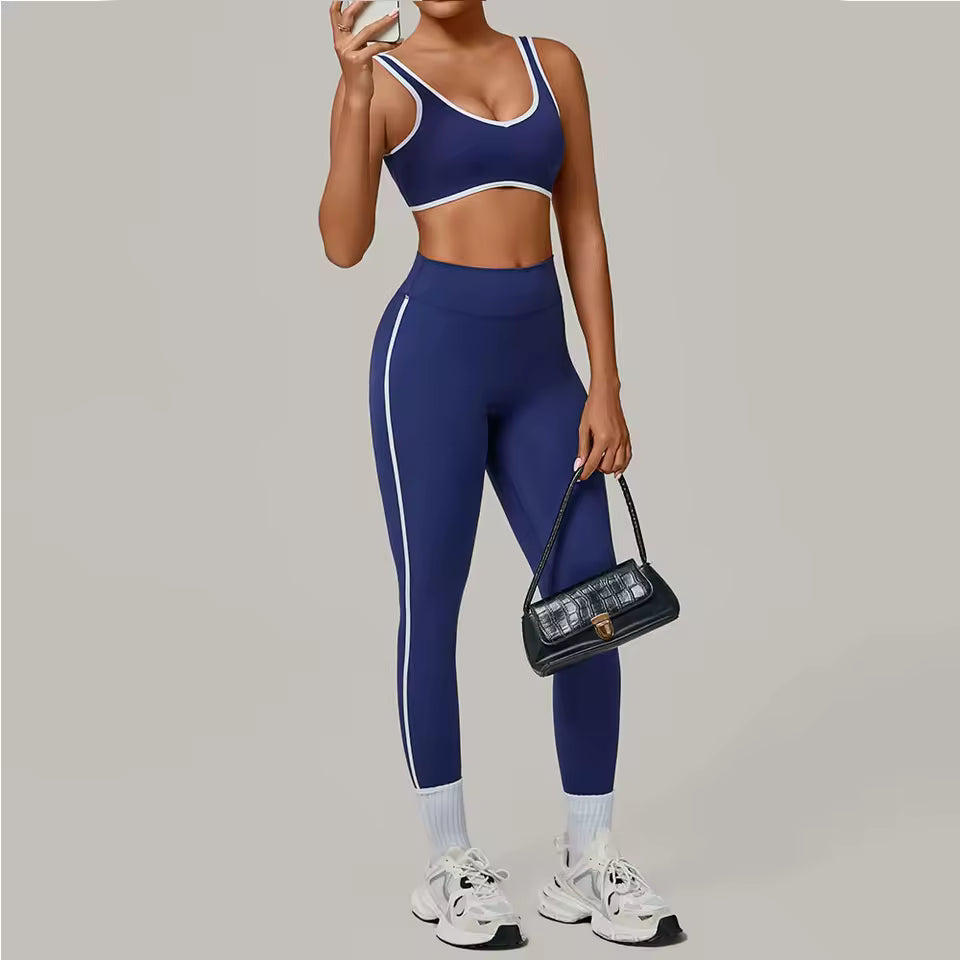 Conjunto feminino de treino com 2 peças — roupa desportiva de ioga, leggings e sutiã desportivo com efeito push up para ginásio e fitness.
