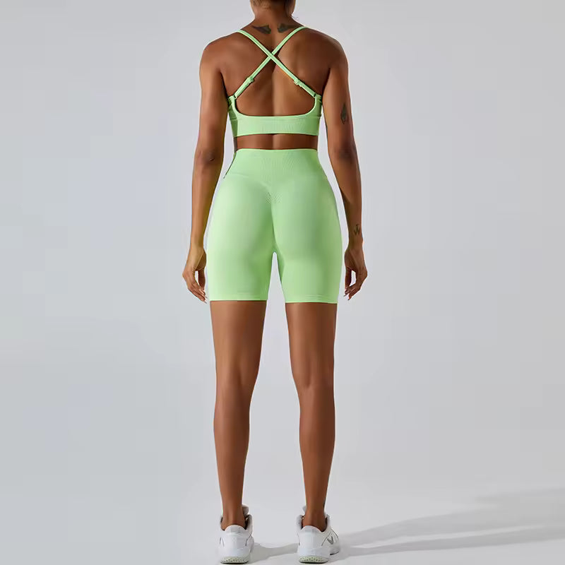 Conjunto de yoga feminino sem costuras, conjunto de treino de 2 peças com top canelado e calções de cintura alta, roupa de ginásio fitness para corrida e atividades atléticas.