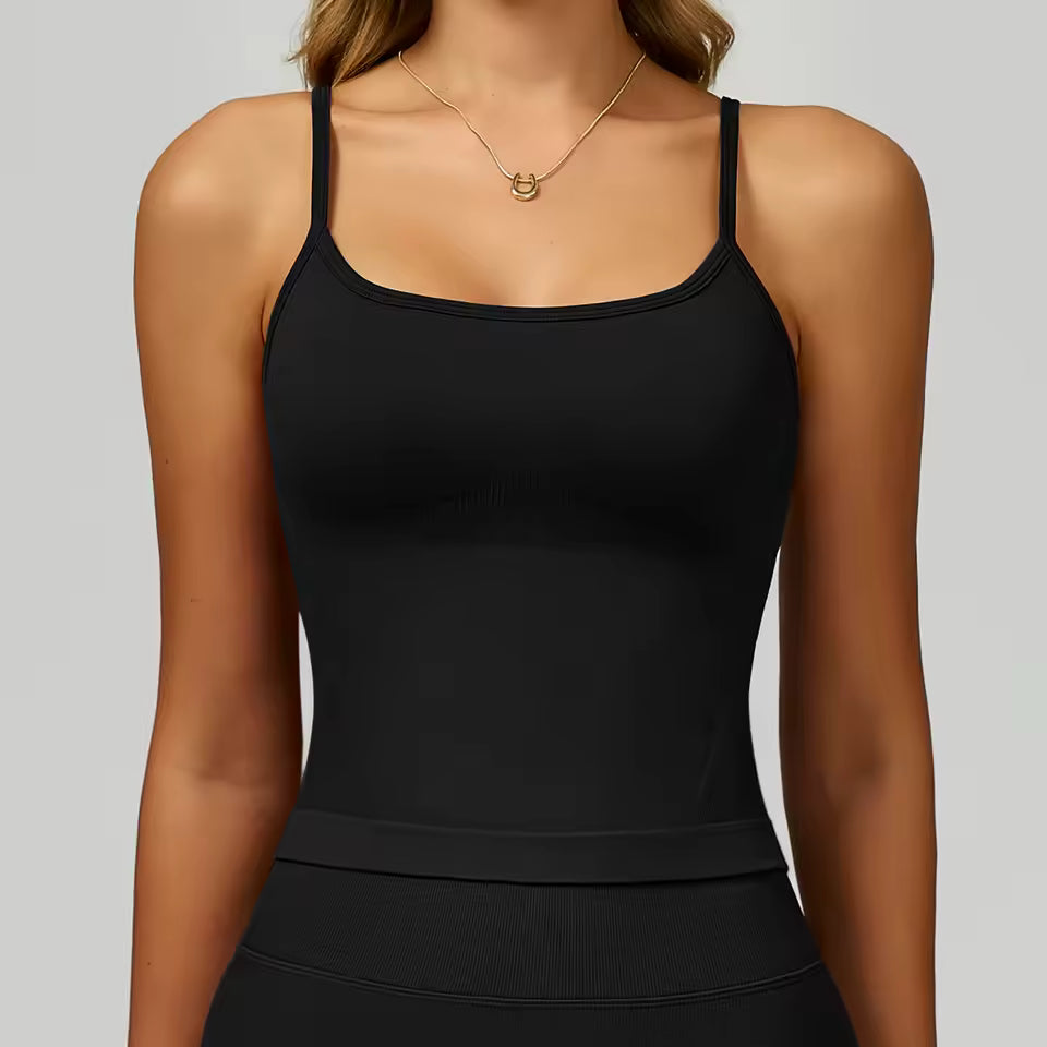 Top desportivo feminino sem costuras, cor sólida, respirável, de secagem rápida, sem mangas, com almofadas no peito, ideal para yoga, treino e corrida