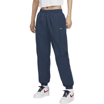 Calças femininas Nike oficiais autênticas 2024, respiráveis, de design simples e casual, em tecido FV7669-478