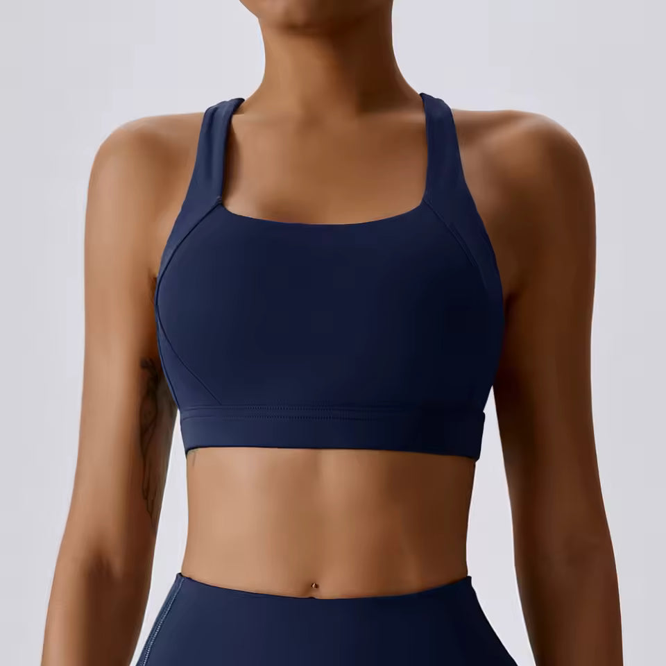Top Desportivo Feminino com Alças Cruzadas — Sutiã de Yoga com Almofada, Elástico e Confortável, Ideal para Corrida, Ginásio e Treino de Fitness