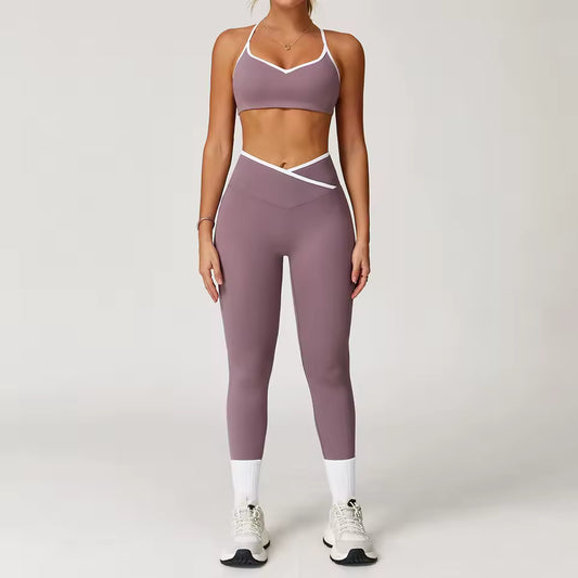 Conjunto de ioga feminino de 2 peças — roupa de treino, agasalho desportivo, calças de cintura subida e boca de sino, estilo sexy e fitness.