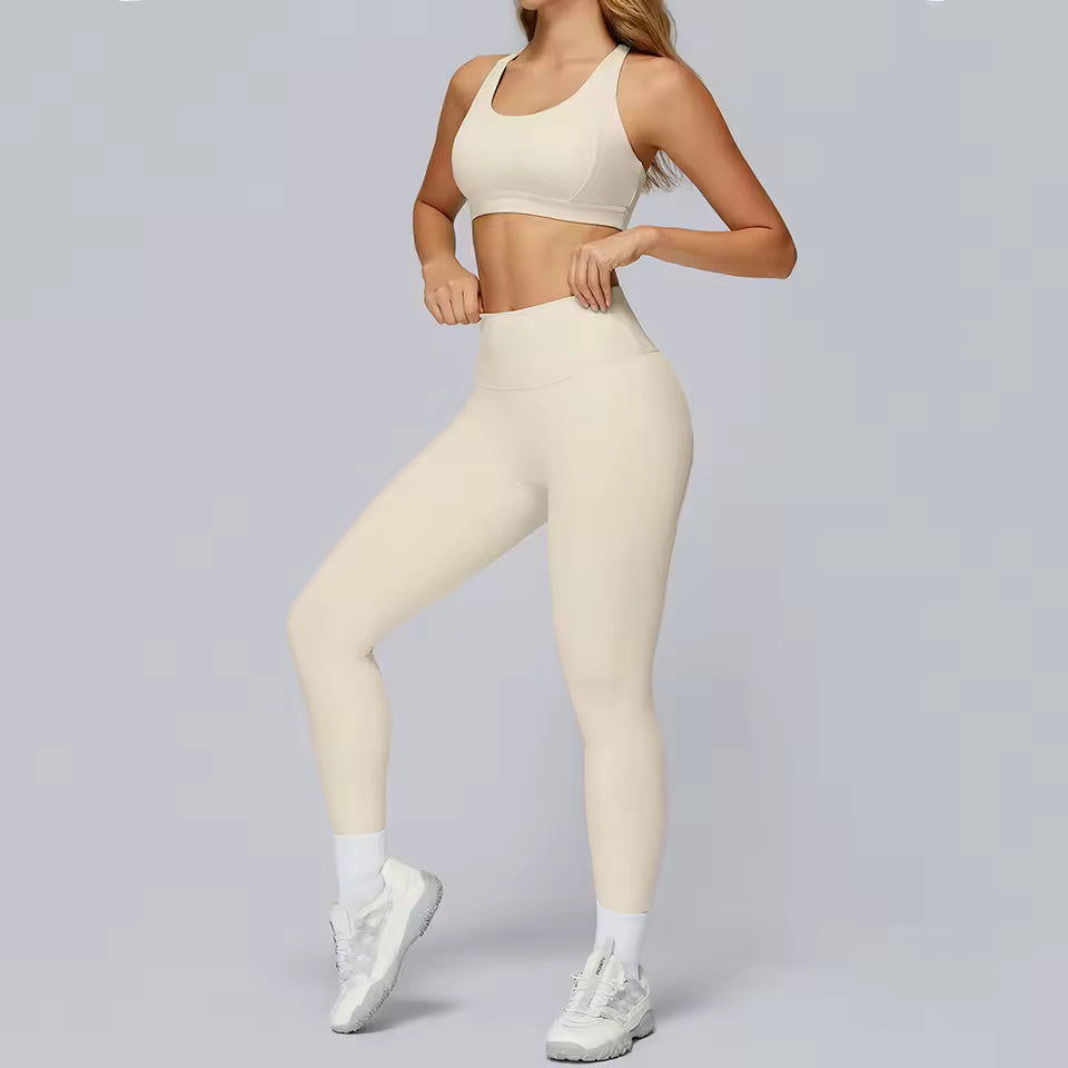 Conjunto de yoga feminino 2 peças: sutiã desportivo, leggings de cintura alta e calções — conjunto para ginásio, treino e atividades desportivas.