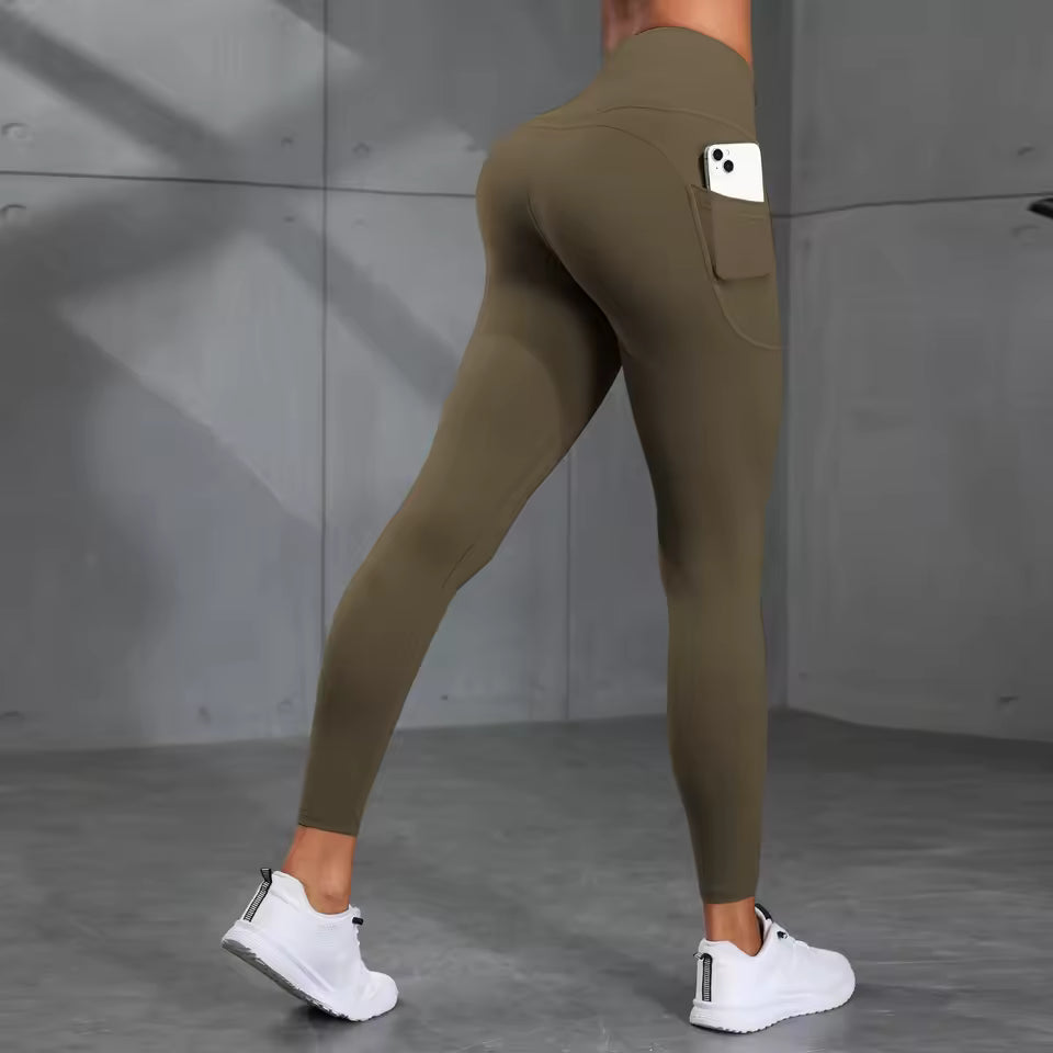 Leggings desportivas femininas com bolso e estampado camuflado, de cintura alta e efeito push-up, ideais para corrida, fitness, yoga e atividades ao ar livre, à prova de agachamento.