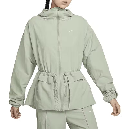 Casaco Feminino Nike Oficial Autêntico 2024 — Impermeável, Respirável e com Capuz FN3670-370