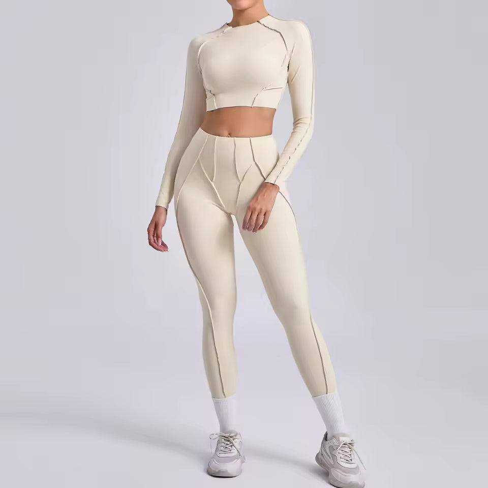 Conjunto feminino de ioga 3D — leggings de cintura alta que modelam e levantam o quadril, com top sem costas, para treino e ginásio.