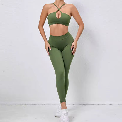 Conjunto desportivo feminino — roupa de fitness canelada para ioga, com top cruzado sem almofada e leggings push up para treino e ginásio.