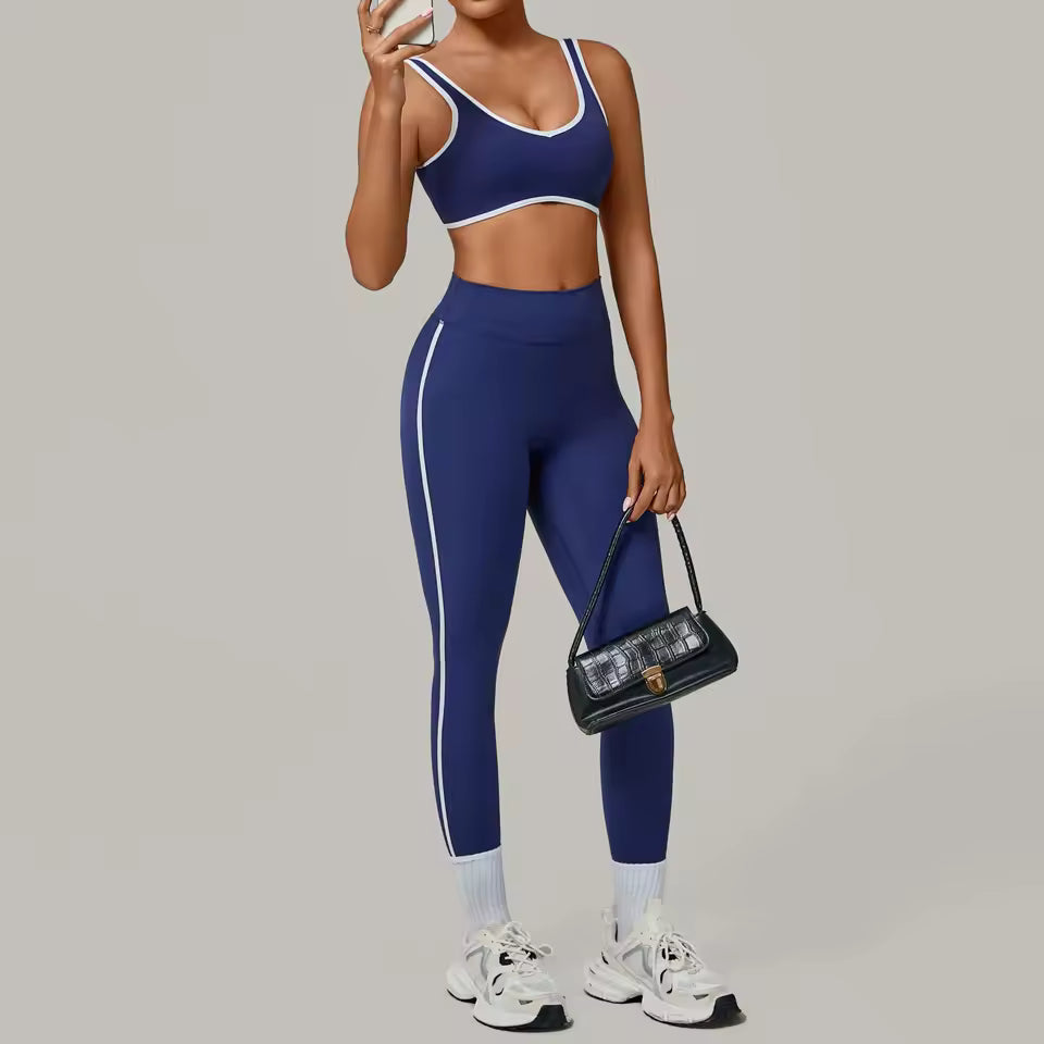 Conjunto feminino de treino com 2 peças — roupa desportiva de ioga, leggings e sutiã desportivo com efeito push up para ginásio e fitness.