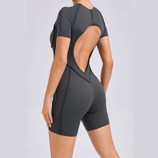 Macacão desportivo acolchoado — conjunto feminino de ginásio e ioga, ideal para treino e fitness.