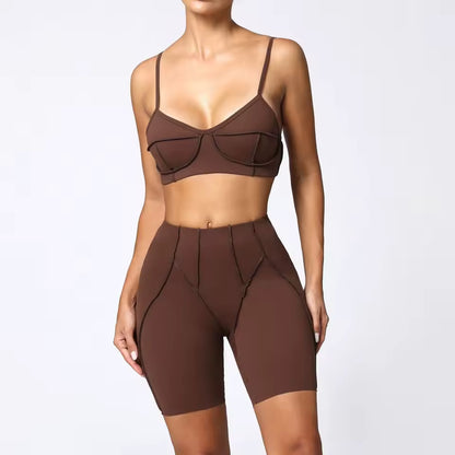 Conjunto feminino de ioga 3D — leggings de cintura alta que modelam e levantam o quadril, com top sem costas, para treino e ginásio.