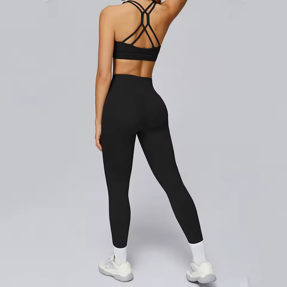 Conjunto de yoga feminino 2 peças: sutiã desportivo, leggings de cintura alta e calções — conjunto para ginásio, treino e atividades desportivas.