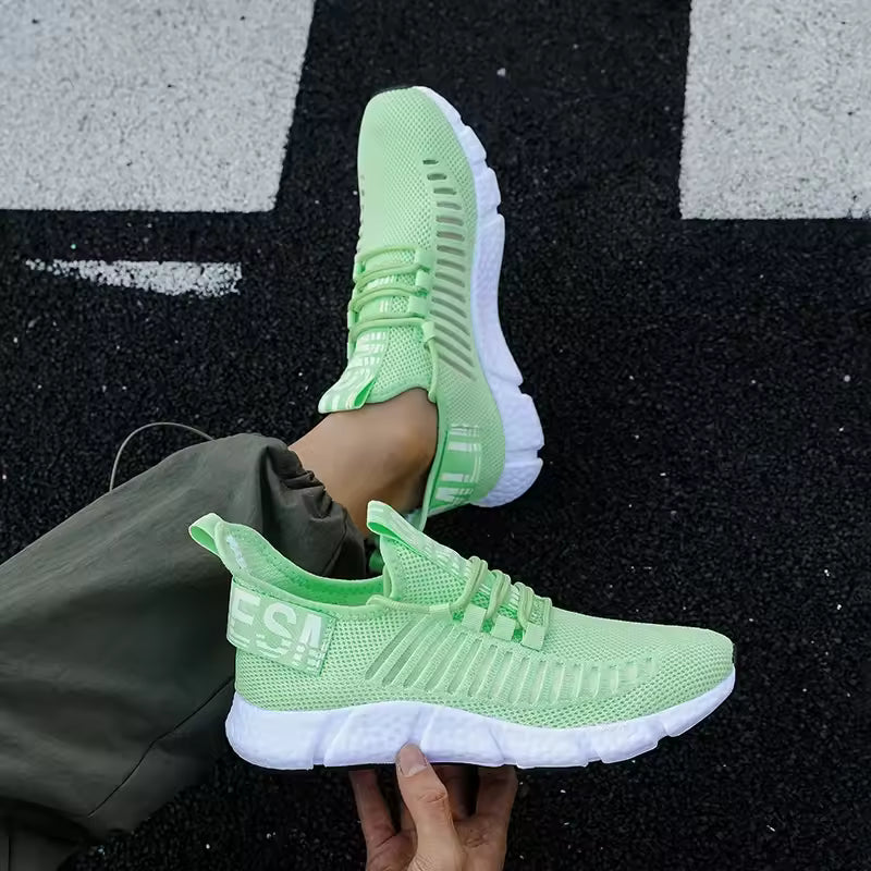 Ténis de corrida de verão em malha respirável — ténis leves, casuais e luxuosos para atividades ao ar livre e caminhadas