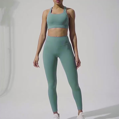 Top Desportivo Feminino com Alças Cruzadas — Sutiã de Yoga com Almofada, Elástico e Confortável, Ideal para Corrida, Ginásio e Treino de Fitness