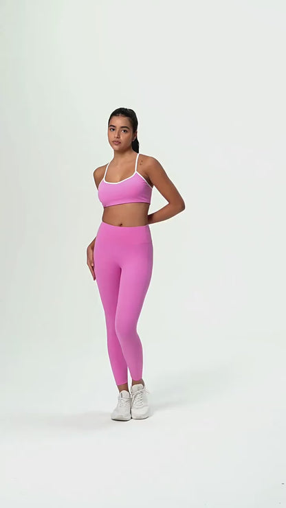 Conjunto de yoga feminino 2025 – cintura alta, efeito push-up e modelador, composto por top desportivo sem costas e leggings de compressão, ideal para treino, ginásio e yoga.