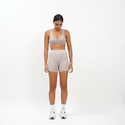 Top desportivo feminino push-up — ideal para ginásio, corrida e yoga, com tecido elástico e confortável